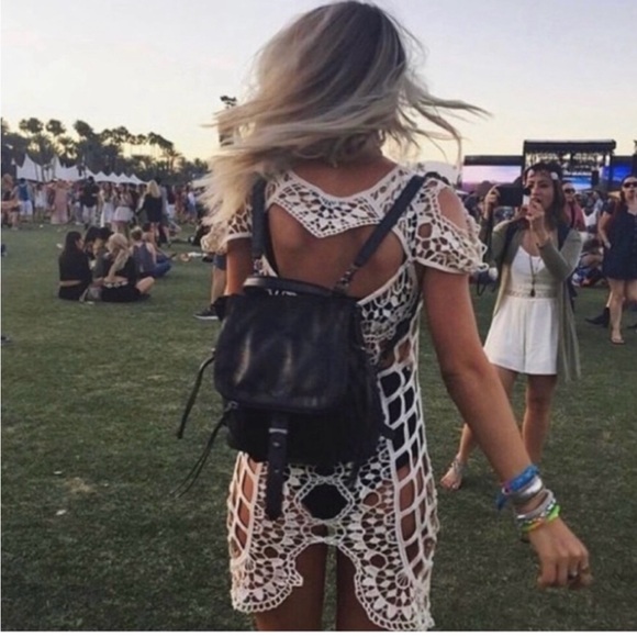 For love and lemons Barcelona swim coverup - Picture 5 of 6